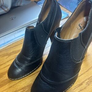 Women's Black Leather Ankle Boots